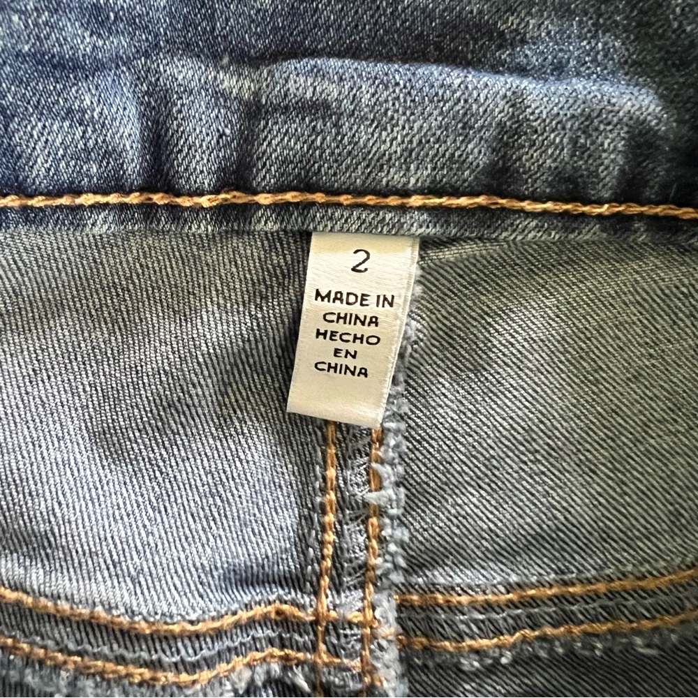 Sofia By Sofia Vergara Distressed Blue Skinny Jea… - image 2